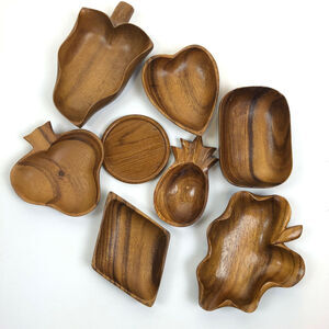Vintage Wooden Decorative fruit trays Plates lot of 8